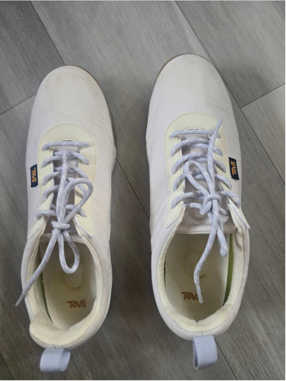 Teva Wyldland sneakers in the birch colorway. Size 9